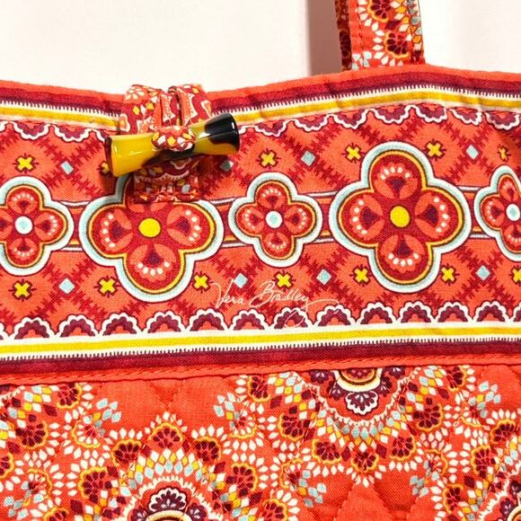 Vera Bradley Tote Bag Paprika Pattern Burnt Orange Quilted Toggle Close 13x11x4 - Picture 3 of 15